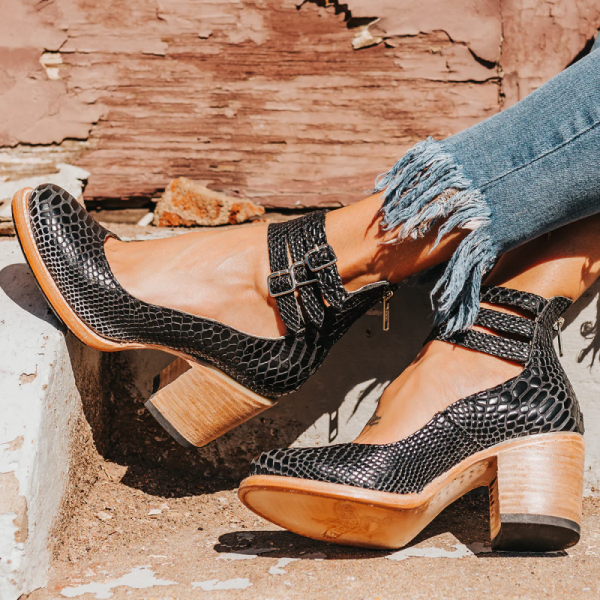 FREEBIRD | WOMEN'S RANDI-BLACK SNAKE