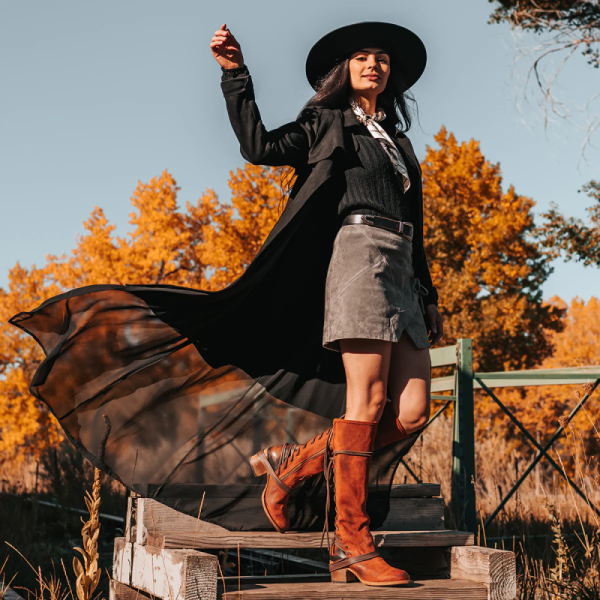 FREEBIRD | WOMEN'S COAL-RUST SUEDE