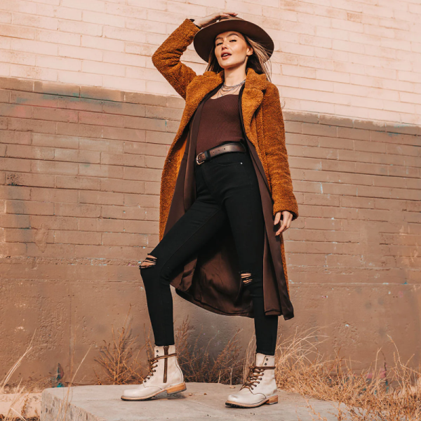 FREEBIRD | WOMEN'S MANCHESTER-TAUPE DISTRESSED