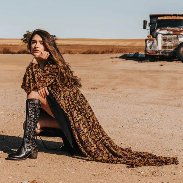 FREEBIRD | WOMEN'S CHAPELLE-BLACK MULTI