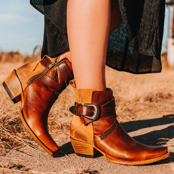 FREEBIRD | WOMEN'S WHIP-COGNAC