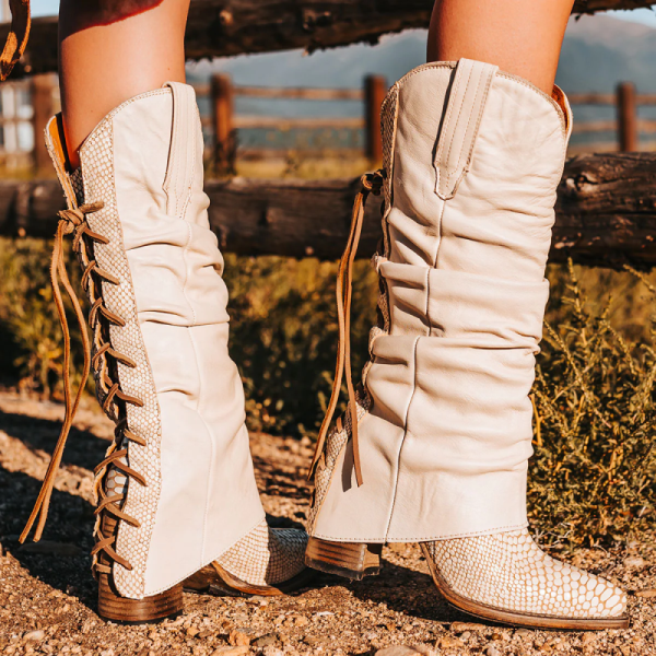 FREEBIRD | WOMEN'S JULES-WHITE SNAKE - Click Image to Close